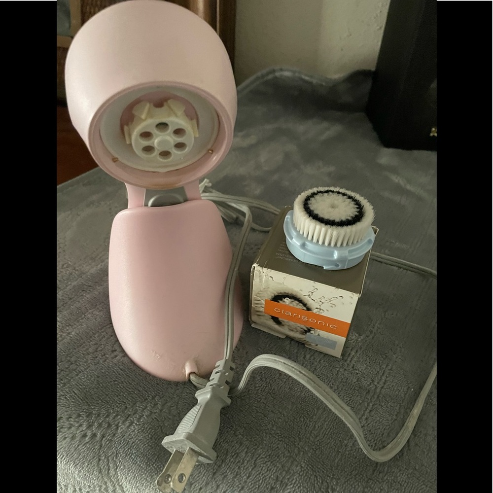 Clarisonic face cleaner